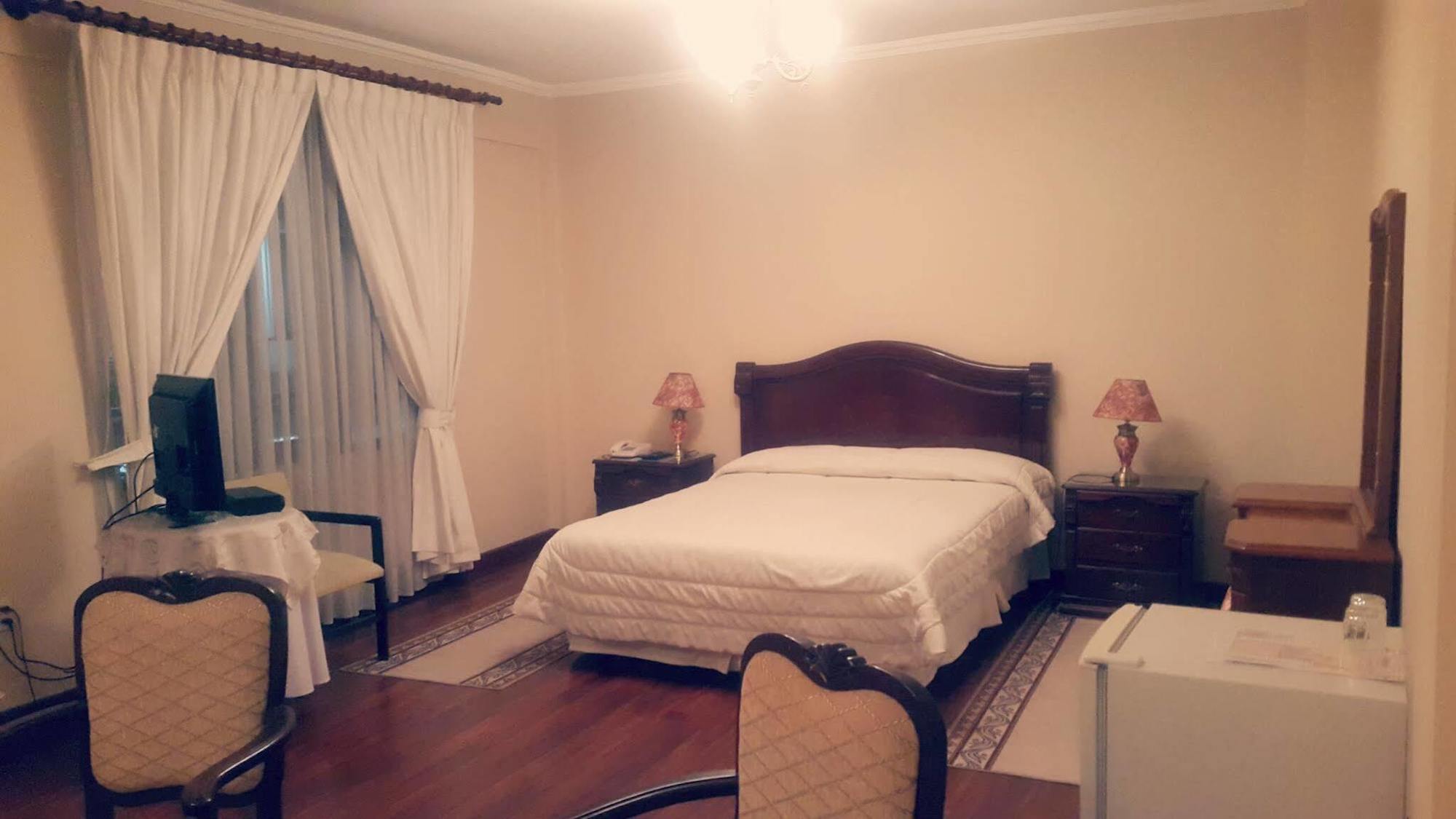 Hotel Independencia Сукре Экстерьер фото